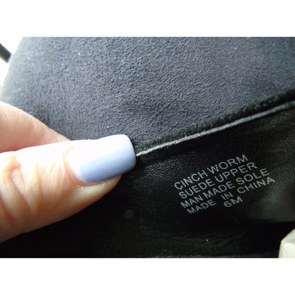 Women's Aerosoles Mules Slip On Black Leather Cinch Worm Silver Suede Uppers 6M - Picture 5 of 5